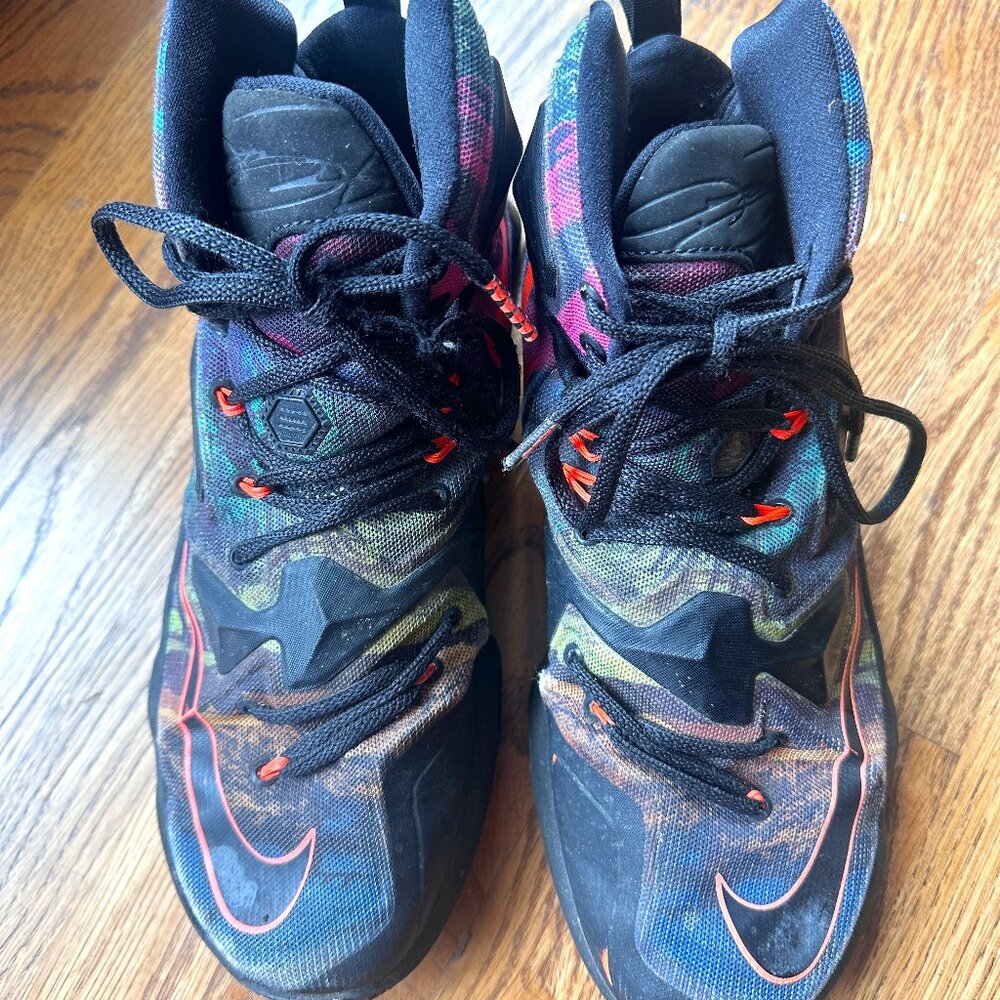 Men's Nike Labron 13 Akronite size 8.5